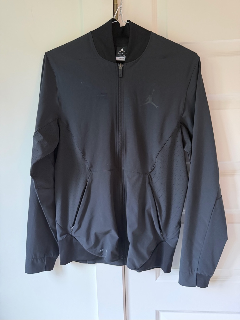 Nike Men's Black Performance Full-Zip Jacket